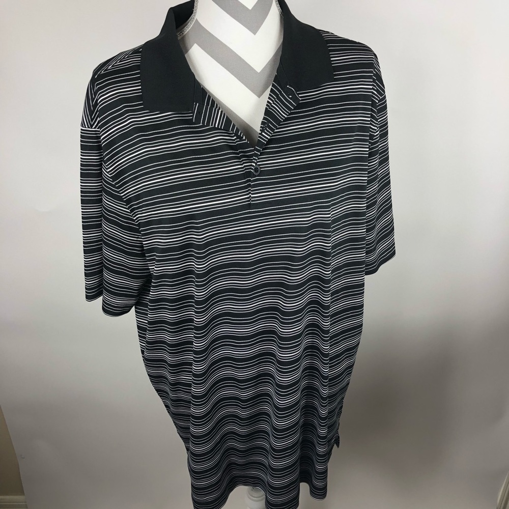 Men’s shirt Golf Nike dr fit shirt XL. Blk/white